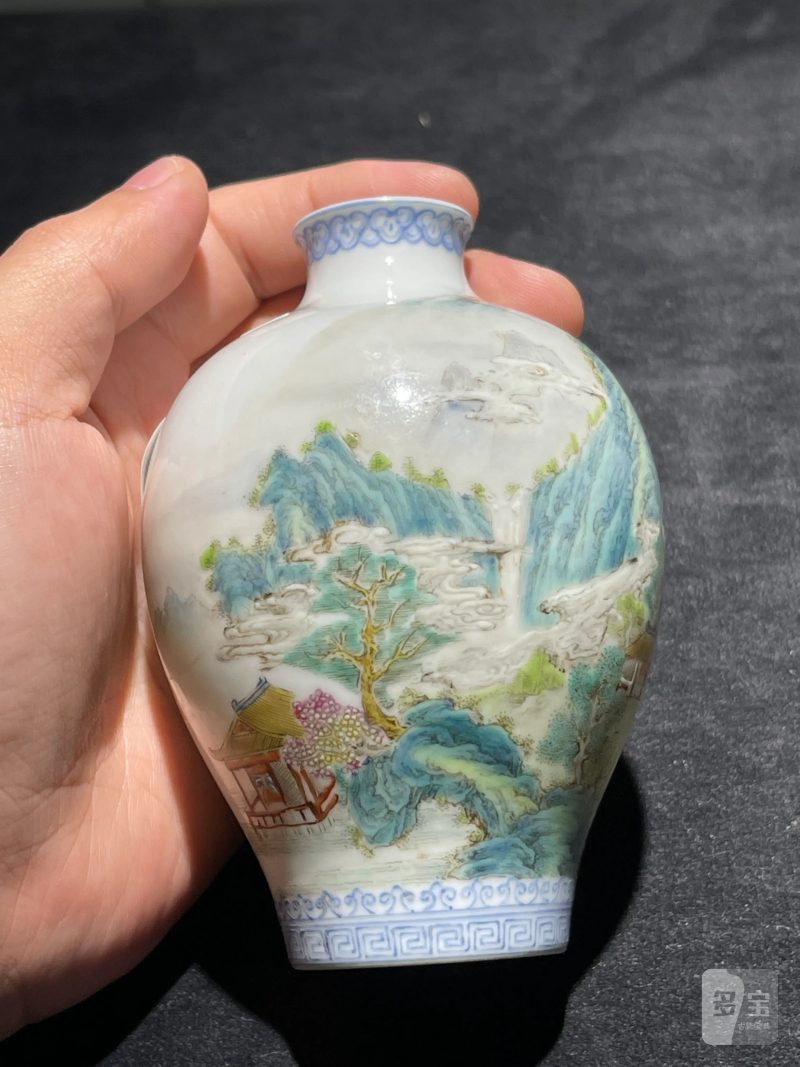 民国 粉彩山水纹梅瓶 - 图5